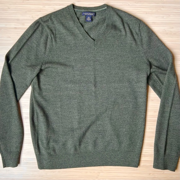 Banana Republic Merino Wool Sweater - Picture 2 of 4